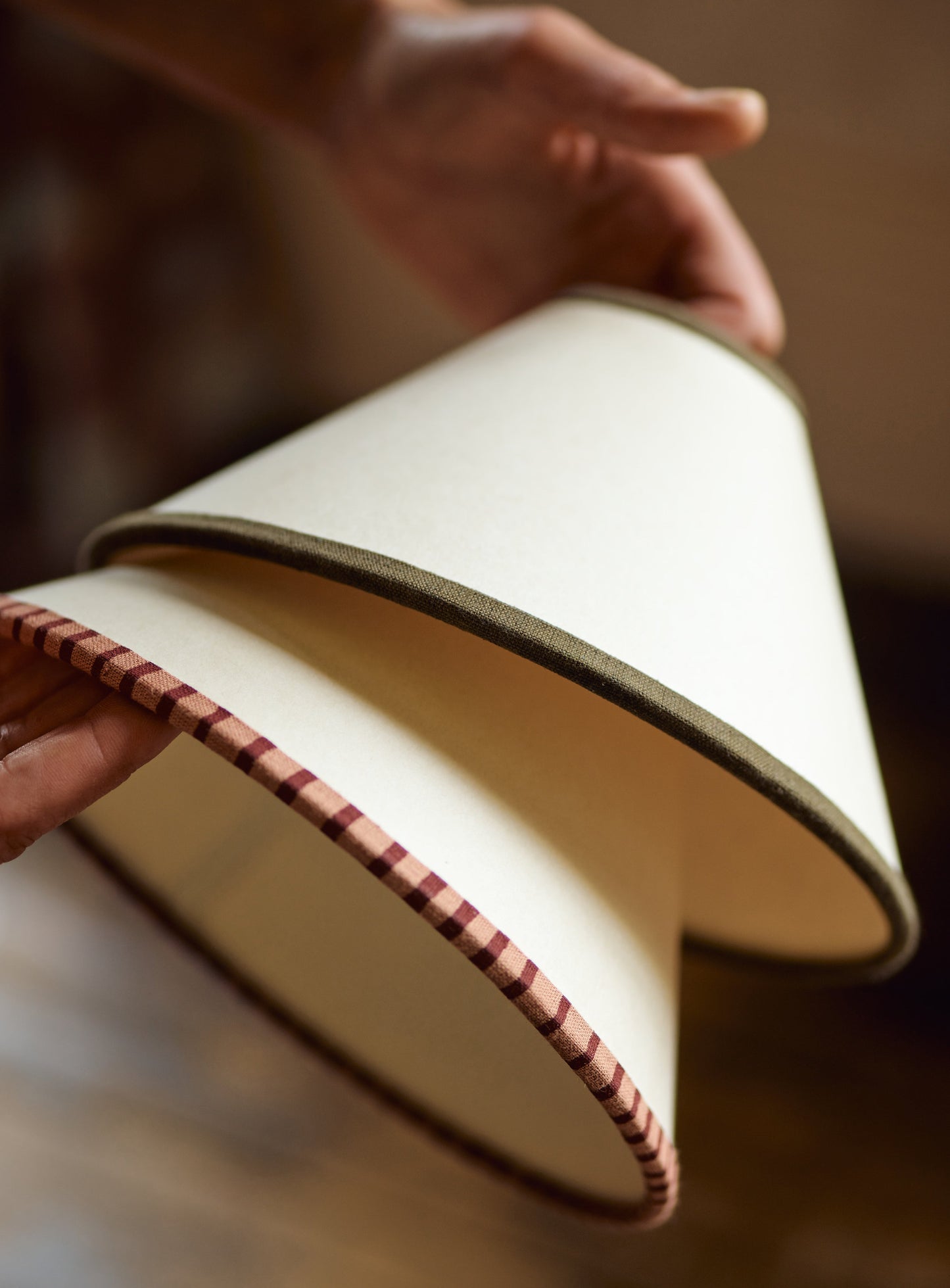 Card Lampshade, Small, Trim